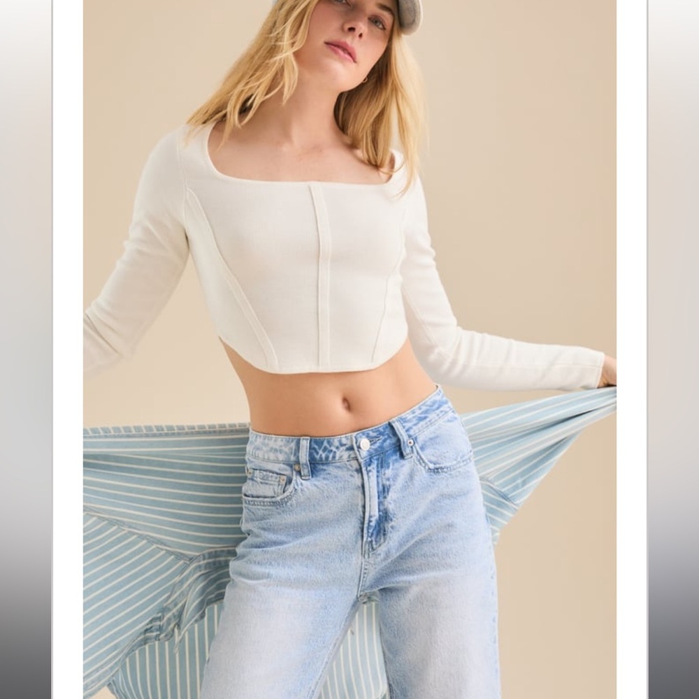 ❤️❤️❤️NWT Altar’d State Cropped‎ Corset SweaterTop
